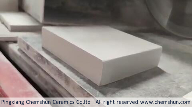 Semi-finished wear-resistant alumina ceramic cutting.jpg